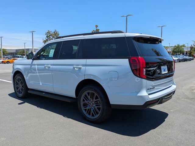 New 2026 Ford Expedition Platinum w/ Stealth Appearance Package AWD/4WD image 6