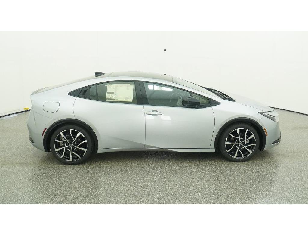 New 2026 Toyota Prius Plug-In Hybrid image 11