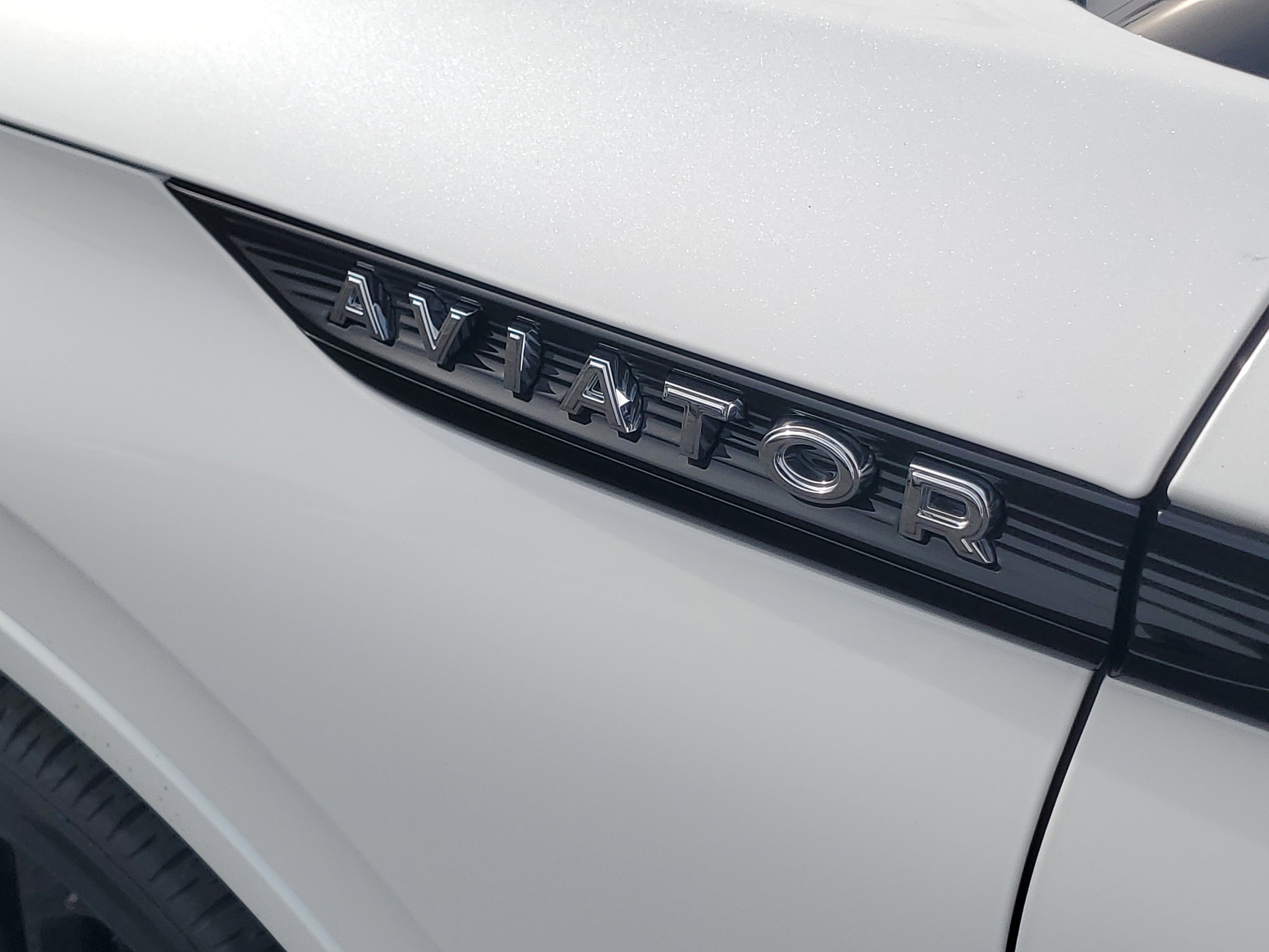 New 2026 Lincoln Aviator Reserve image 7