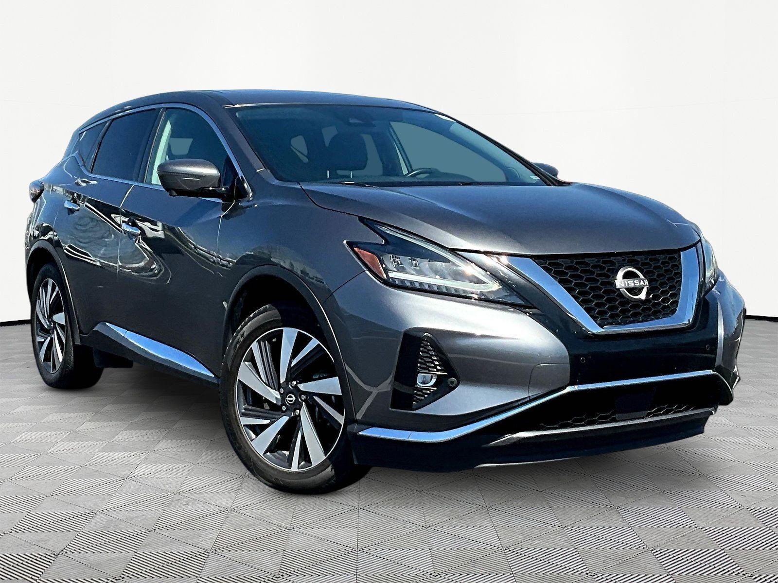 Used 2024 Nissan Murano SL w/ Cargo Package AWD/4WD image 3