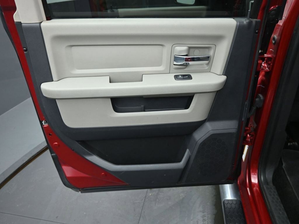 Used 2010 Dodge Ram 1500 Truck SLT image 14