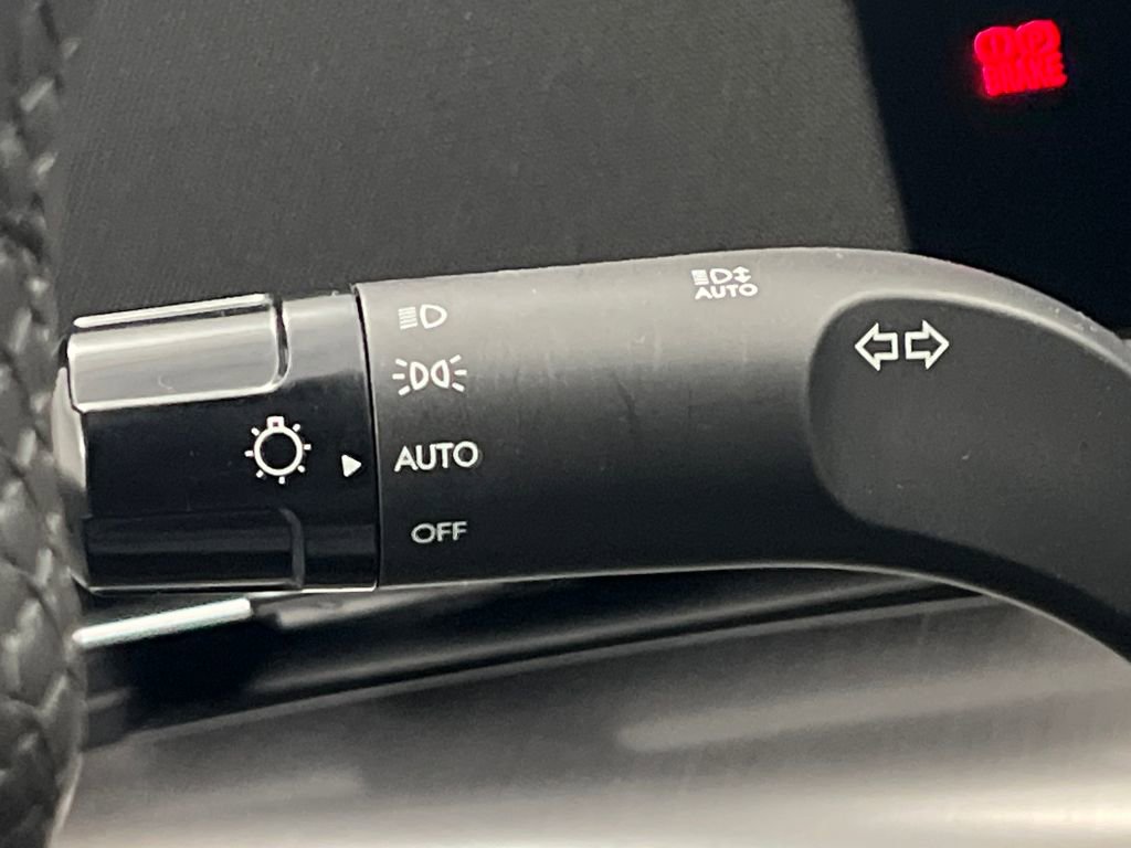 Used 2025 Hyundai Kona SEL image 43