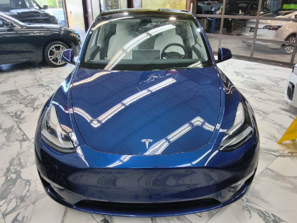 Used 2022 Tesla Model Y Performance AWD/4WD image 3