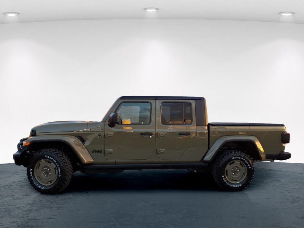 New 2026 Jeep Gladiator Willys image 5