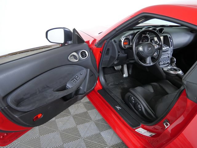 Used 2014 Nissan 370Z Touring w/ Sport Package RWD image 16