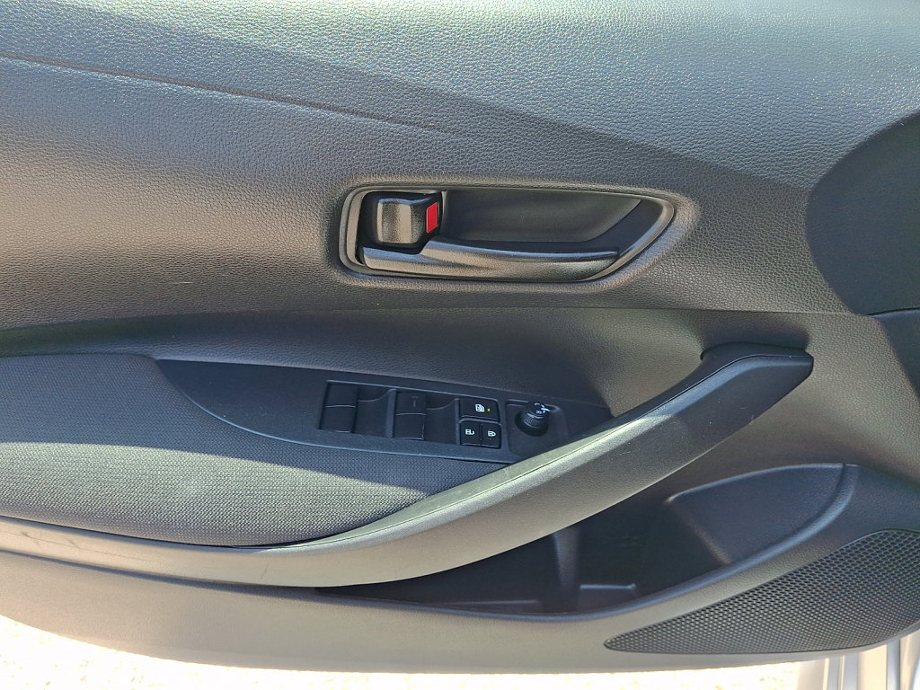 Used 2024 Toyota Corolla LE FWD image 21