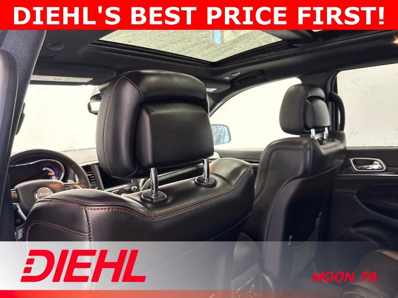 Used 2018 Jeep Grand Cherokee Trailhawk w/ Trailhawk Luxury Group AWD/4WD image 19