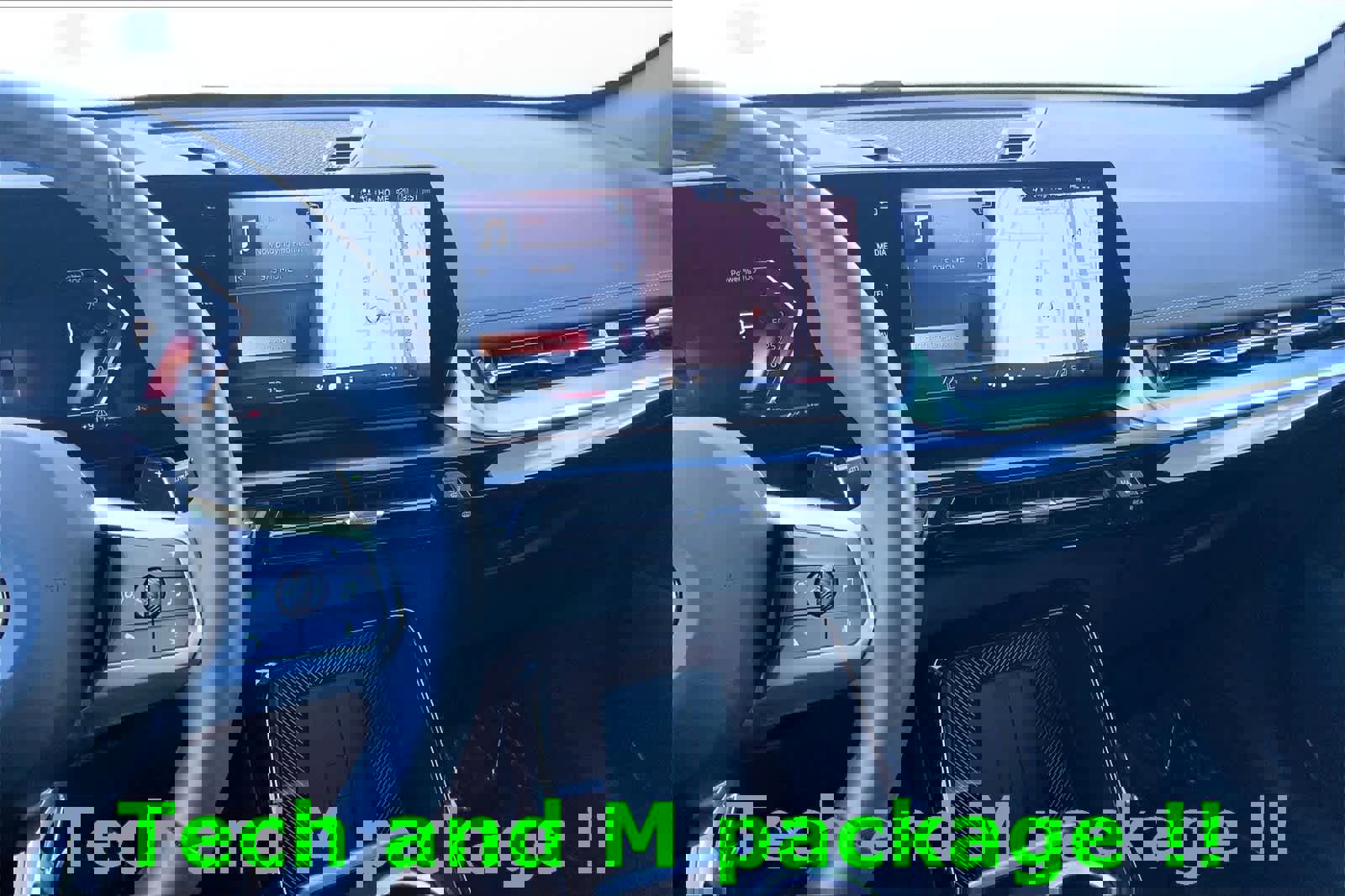 Used 2025 BMW X1 xDrive28i w/ Technology Package image 16