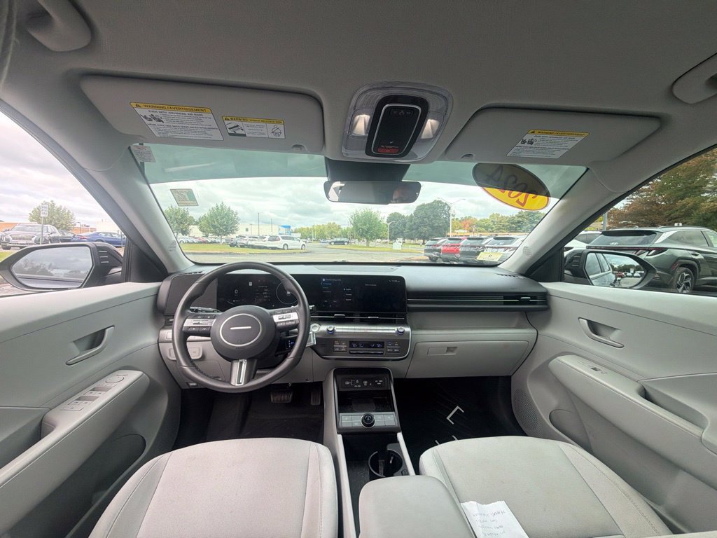 Certified 2024 Hyundai Kona SEL w/ Convenience Package AWD/4WD image 13