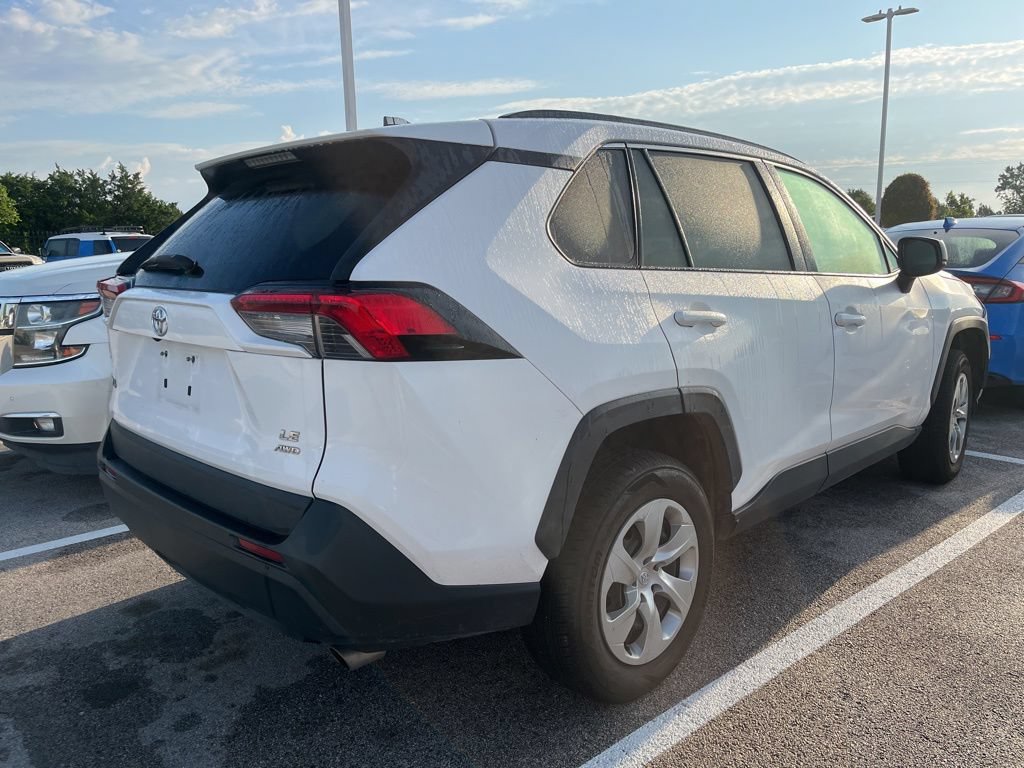 Used 2019 Toyota RAV4 LE w/ Carpet Mat Package AWD/4WD image 2