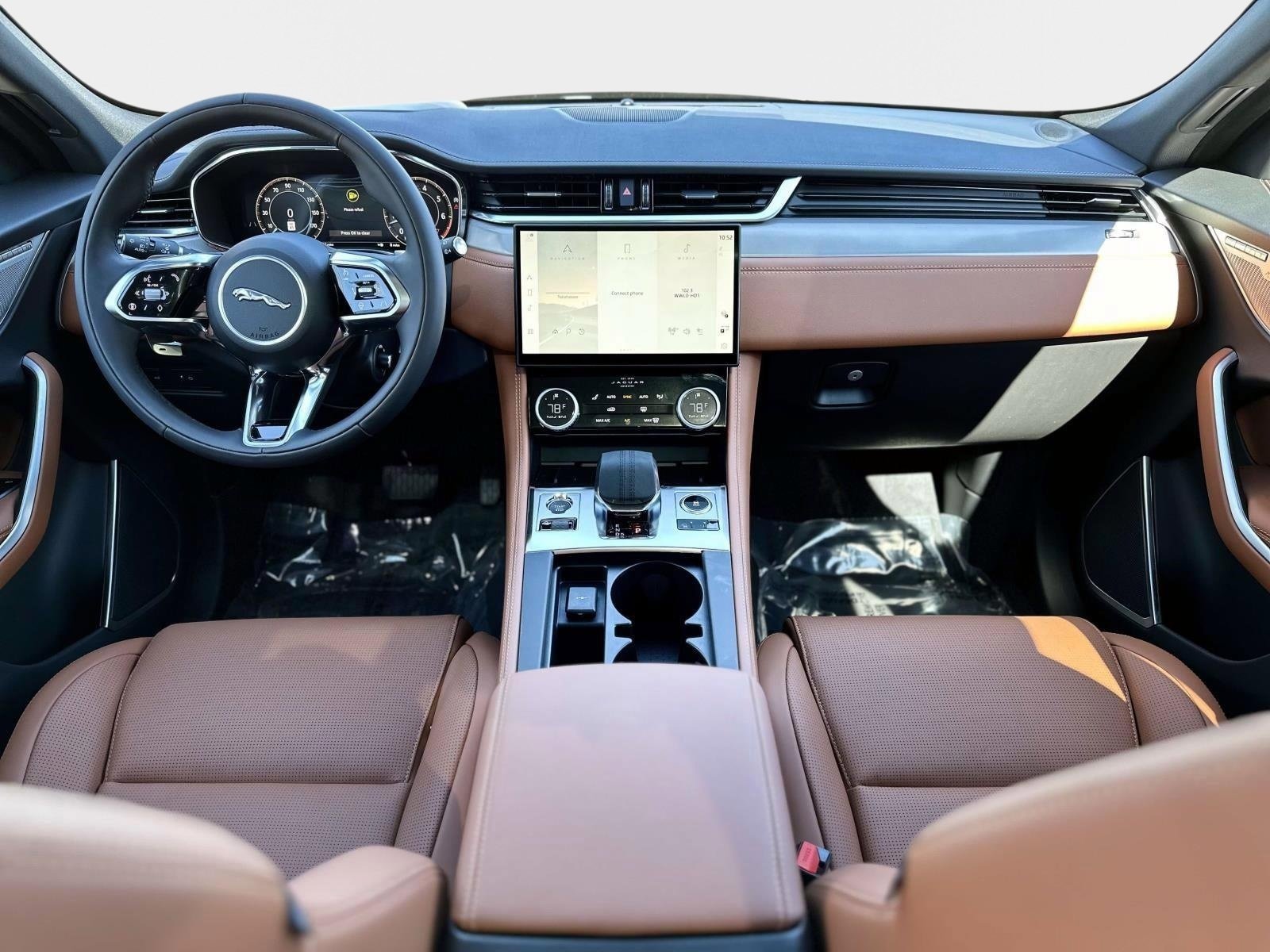 New 2026 Jaguar F-PACE R-Dynamic S AWD/4WD image 11