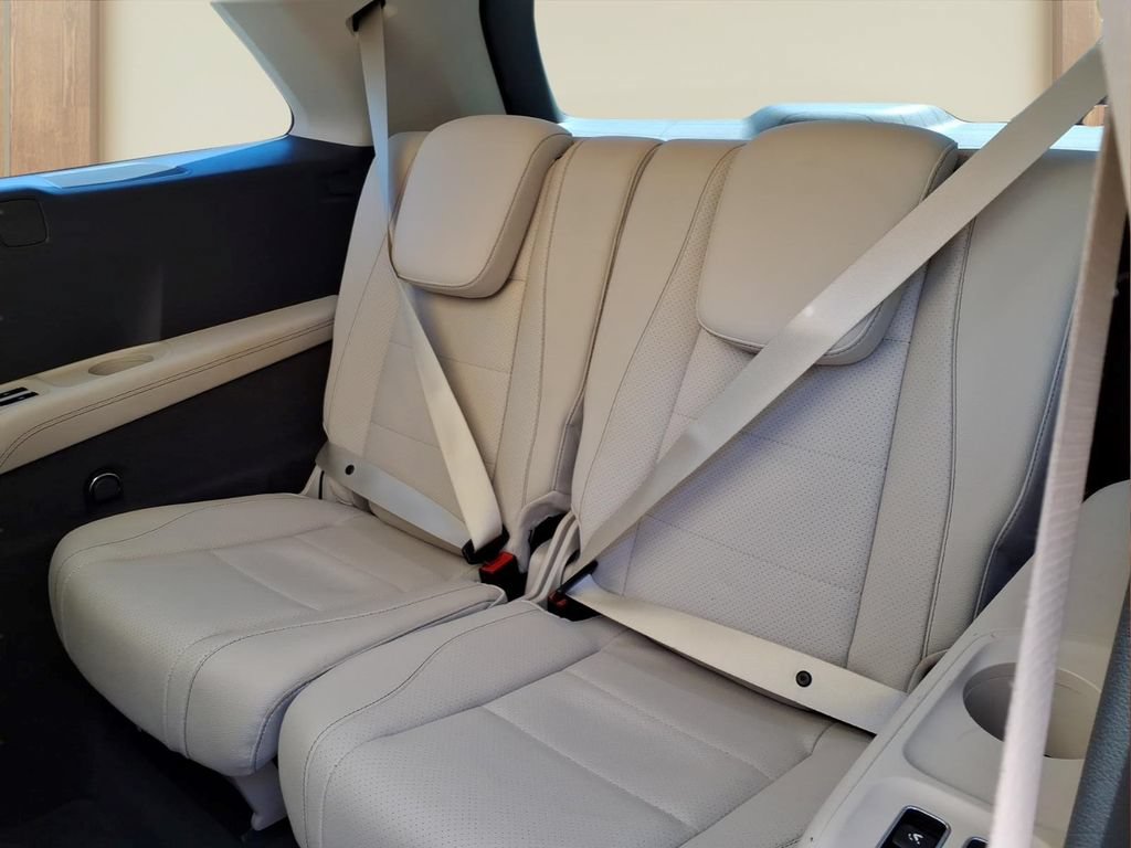 Used 2020 Mercedes-Benz GLS 450 4MATIC image 22