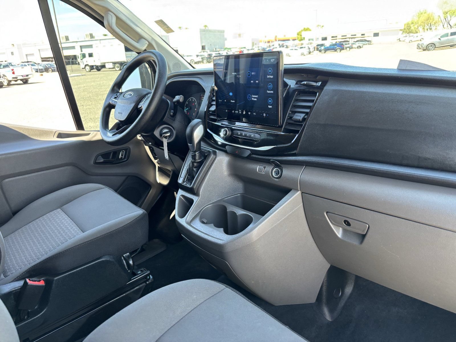 Used 2023 Ford Transit 350 XLT RWD image 13