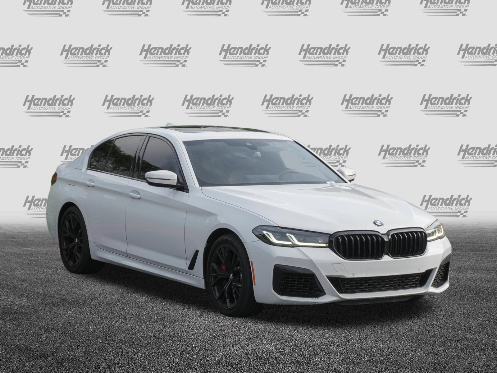Used 2023 BMW 540i w/ M Sport Package RWD image 2