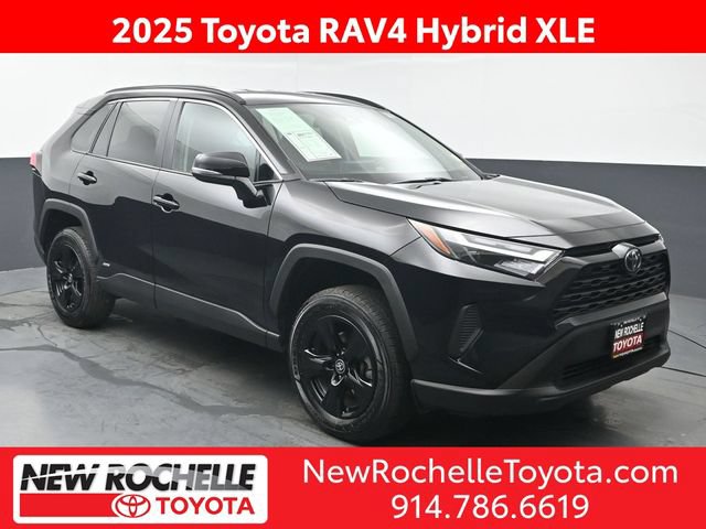 Certified 2025 Toyota RAV4 XLE AWD/4WD image 1