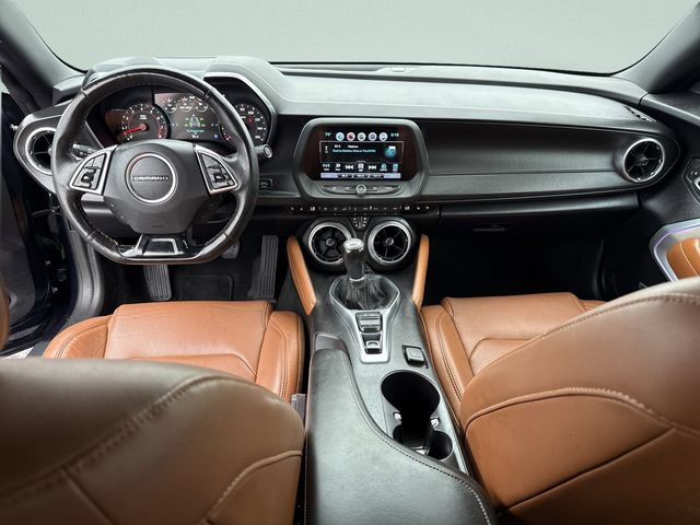 Used 2016 Chevrolet Camaro LT RWD image 19