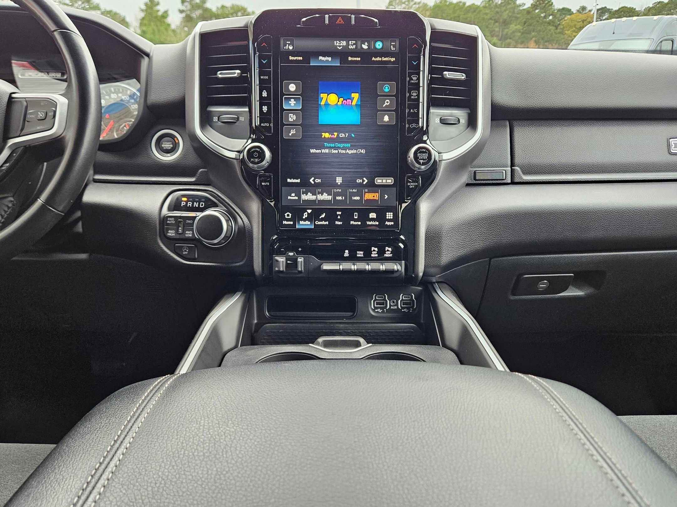 Used 2023 RAM 1500 Big Horn image 10