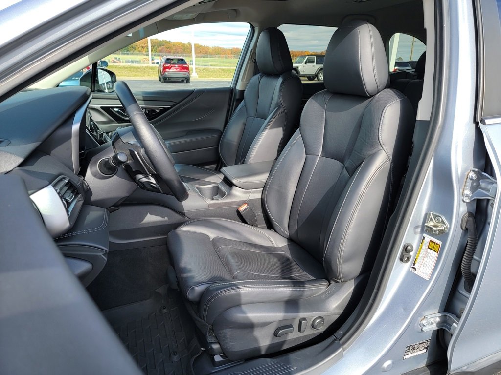 Used 2020 Subaru Outback Limited image 2