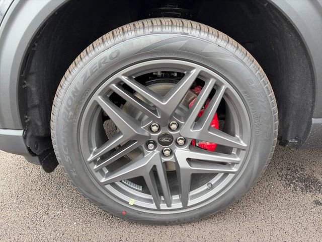 New 2026 Ford Explorer ST-Line w/ ST-Line Street Pack AWD/4WD image 30