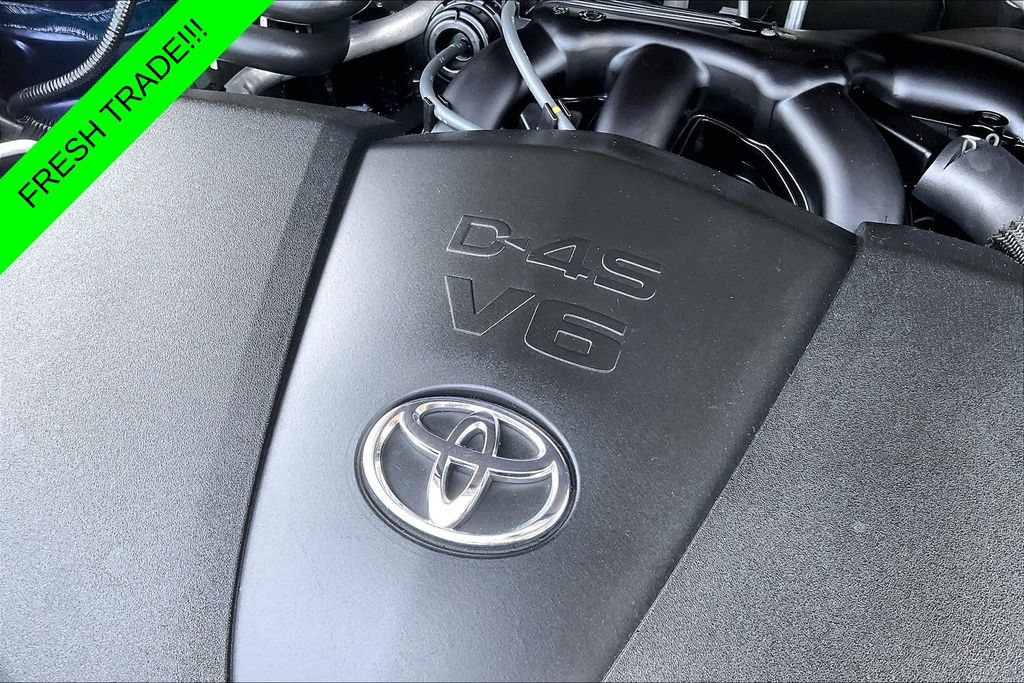 Used 2021 Toyota Highlander XLE AWD/4WD image 31