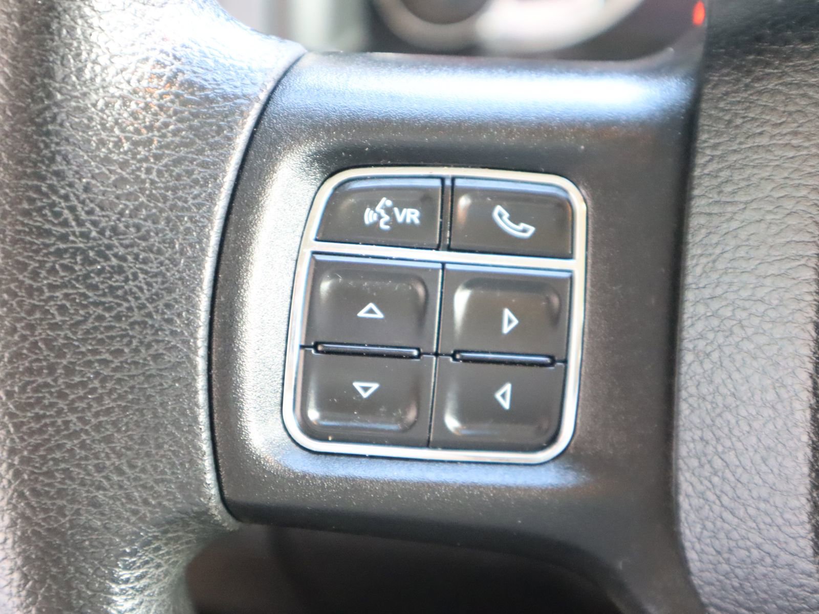 Used 2019 RAM 1500 Express w/ Wheel & Sound Group AWD/4WD image 33