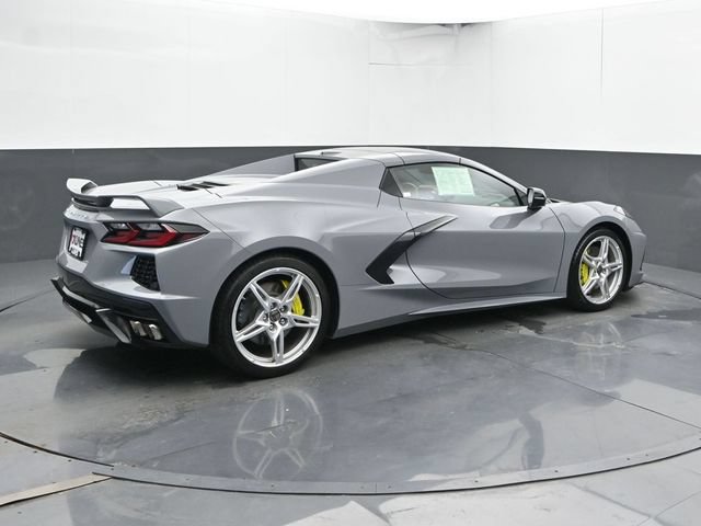 Used 2024 Chevrolet Corvette Stingray Preferred Conv w/ Z51 Performance Package RWD image 2