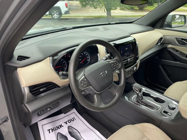 Used 2023 Chevrolet Traverse LS w/ Midnight/Sport Edition FWD image 12