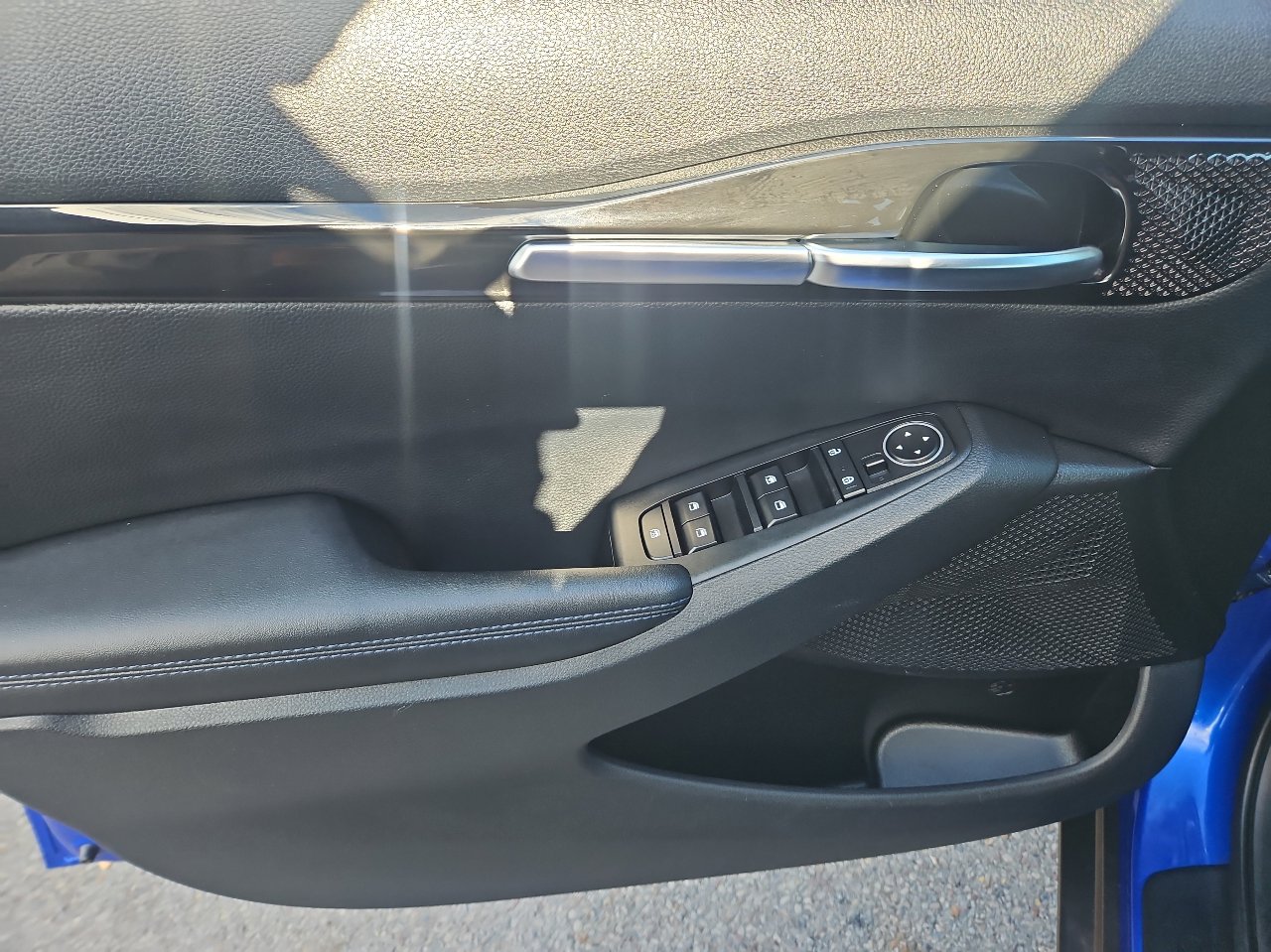 Used 2022 Kia Seltos Nightfall Edition image 14