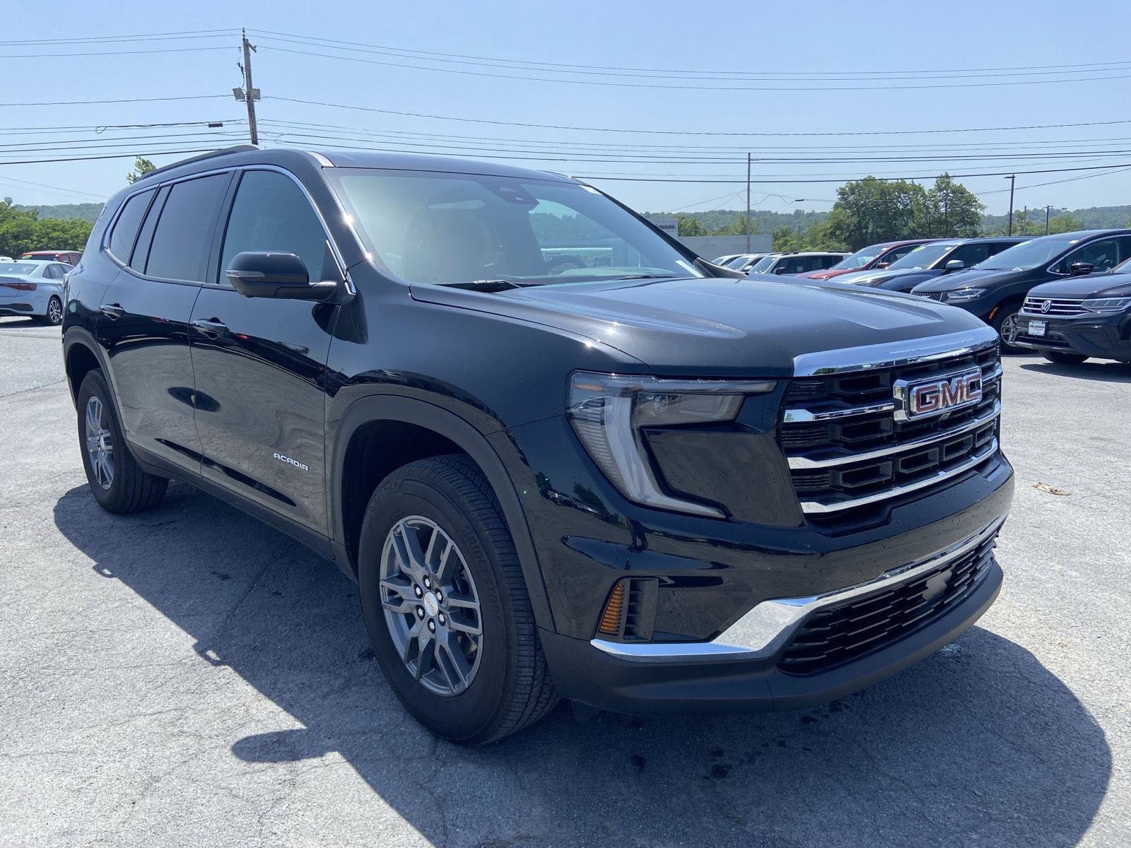 Used 2025 GMC Acadia Elevation AWD/4WD video 1