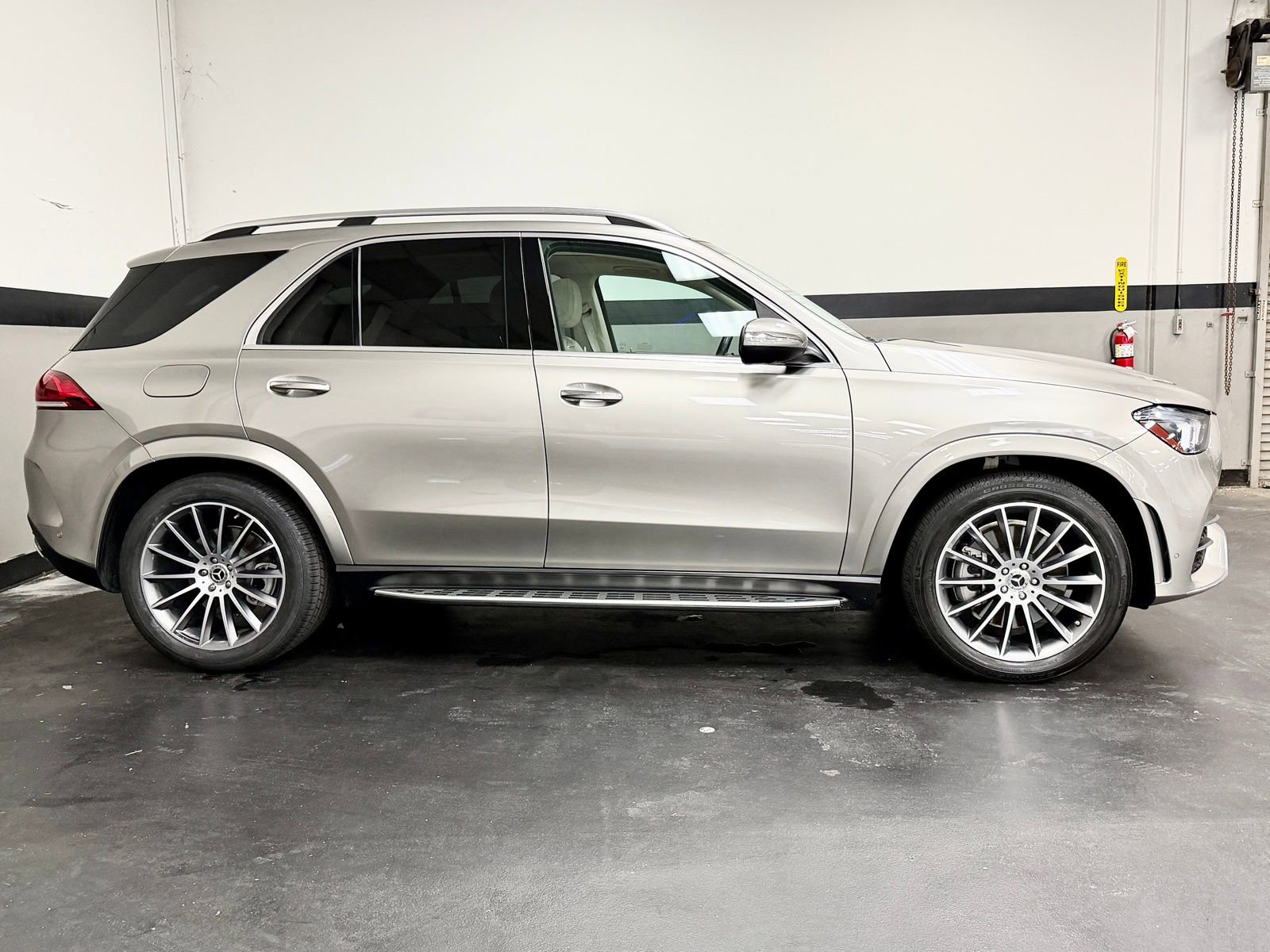 Certified 2023 Mercedes-Benz GLE 450 4MATIC image 5