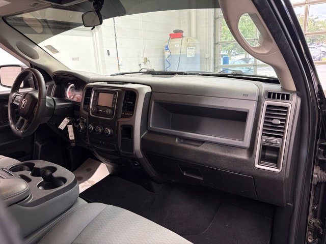 Used 2018 RAM 1500 Express w/ Black Ram 1500 Express Group AWD/4WD image 12