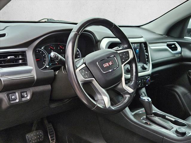 Used 2018 GMC Acadia SLT AWD/4WD image 10