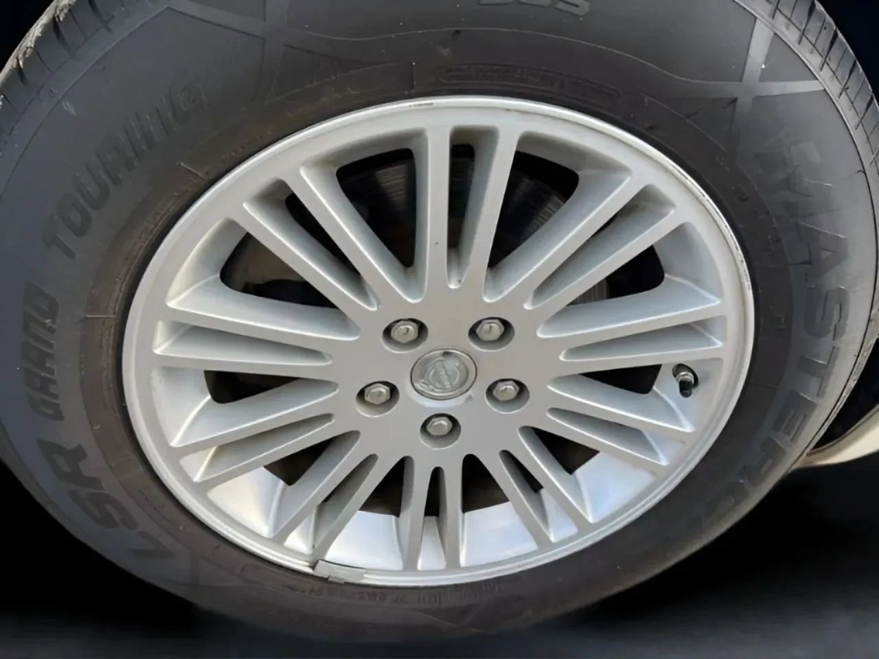 Used 2008 Chrysler 300 Touring w/ Comfort/Convenience Group image 29