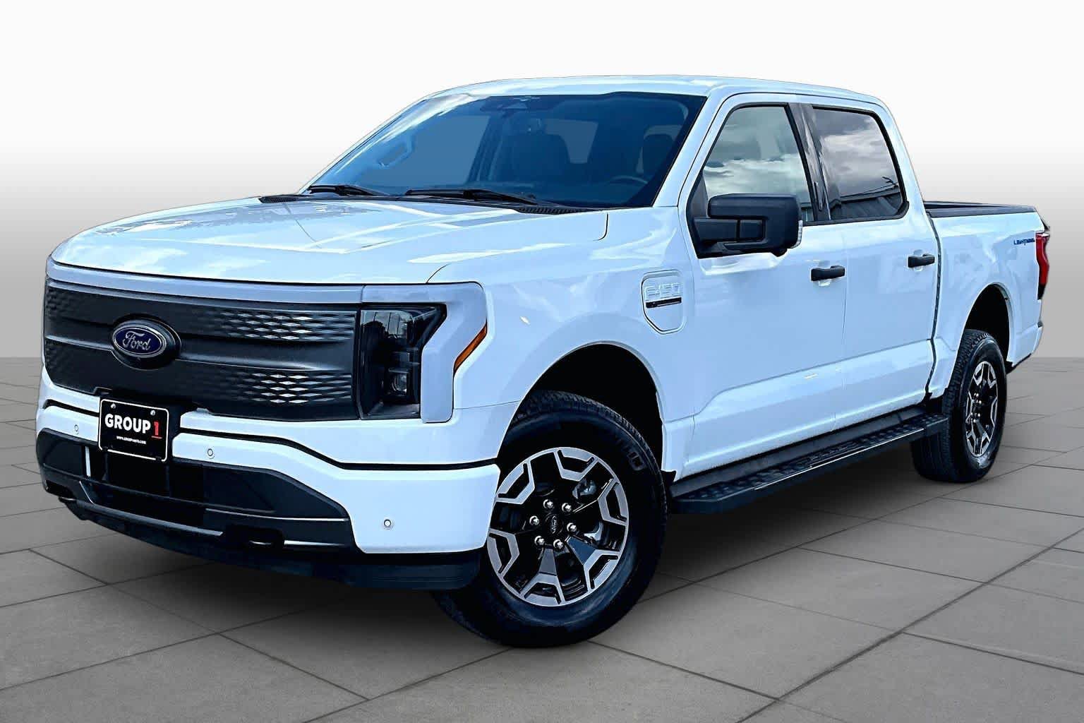 Used 2023 Ford F150 Lightning XLT AWD/4WD image 34
