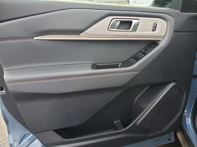 New 2026 Ford Explorer Active w/ Active Comfort Package image 15