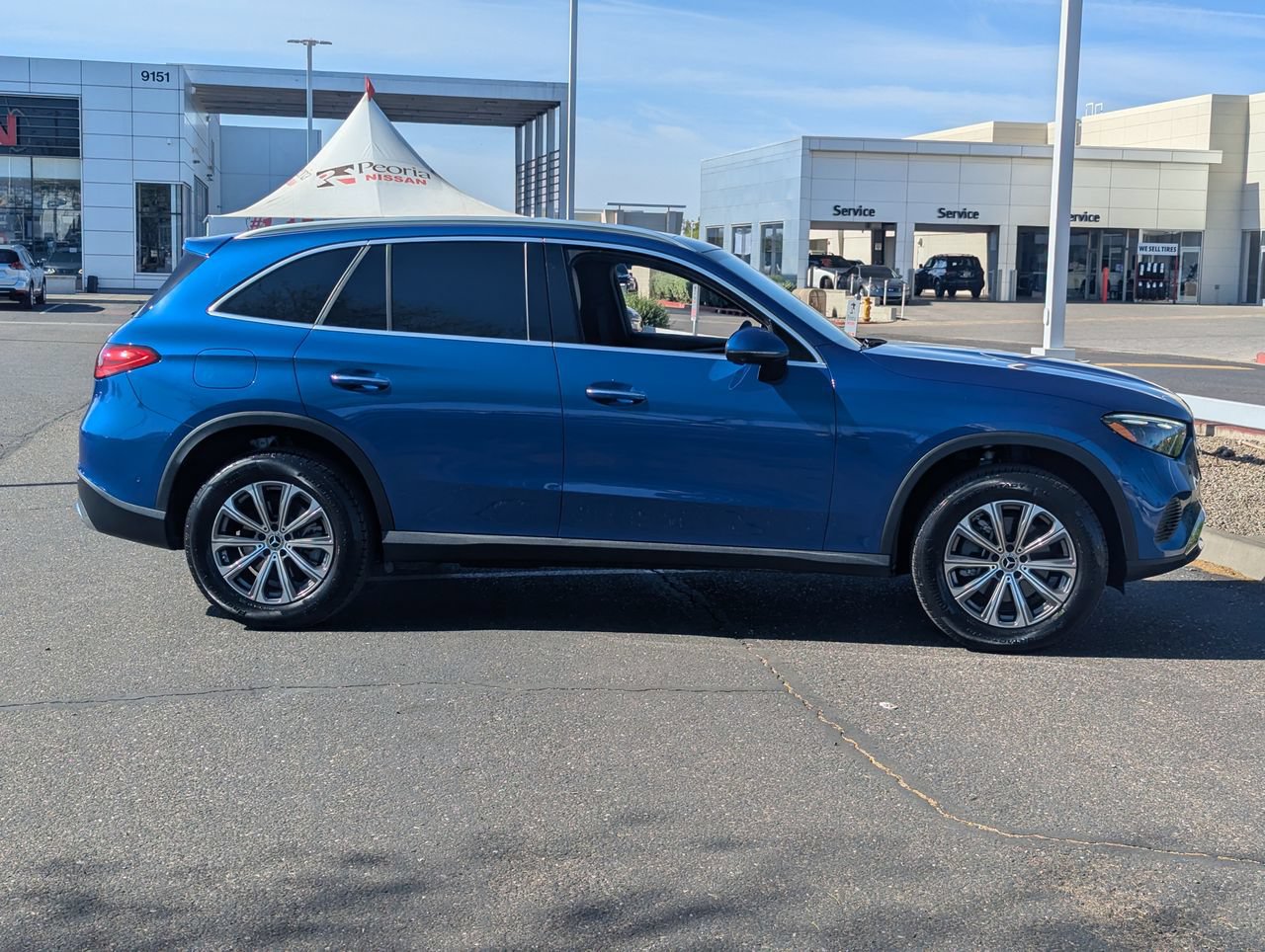 Used 2024 Mercedes-Benz GLC 300 4MATIC image 7