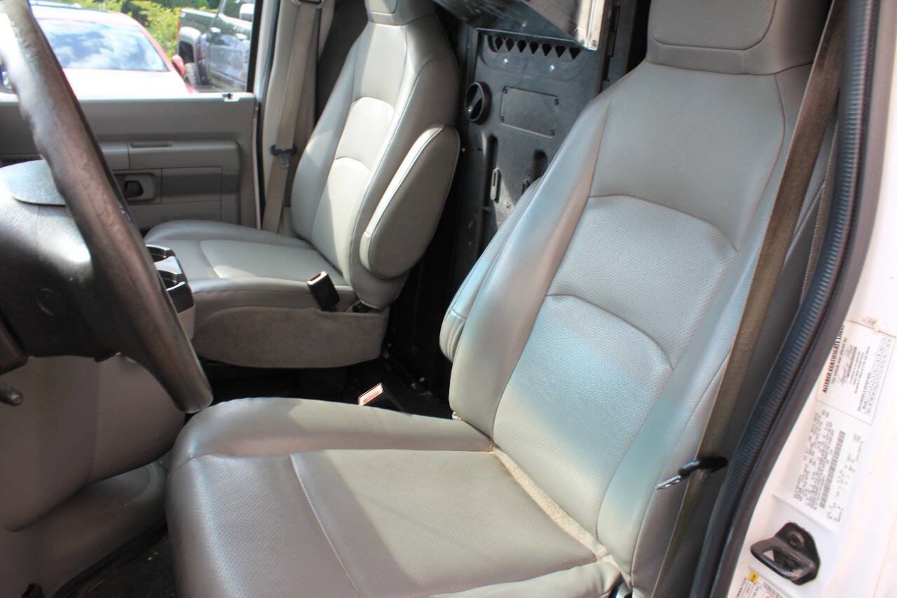 Used 2012 Ford E-250 and Econoline 250 image 11
