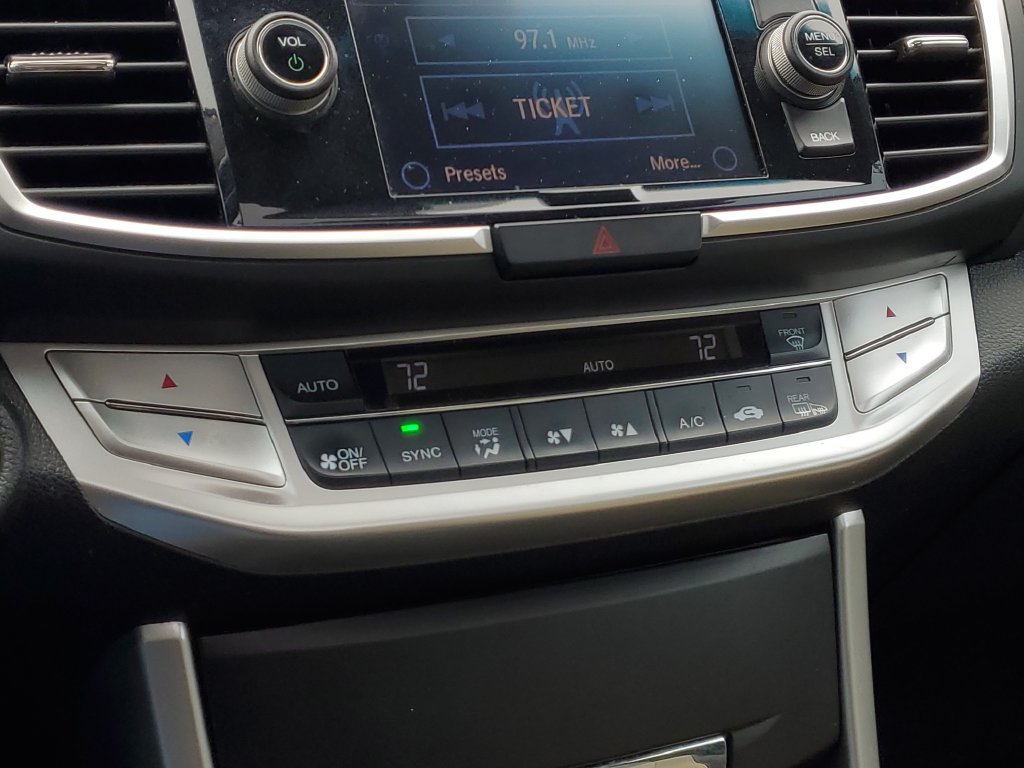 Used 2013 Honda Accord EX-L image 26