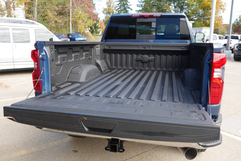 New 2026 Chevrolet Silverado 2500 LT w/ Safety Package AWD/4WD image 7