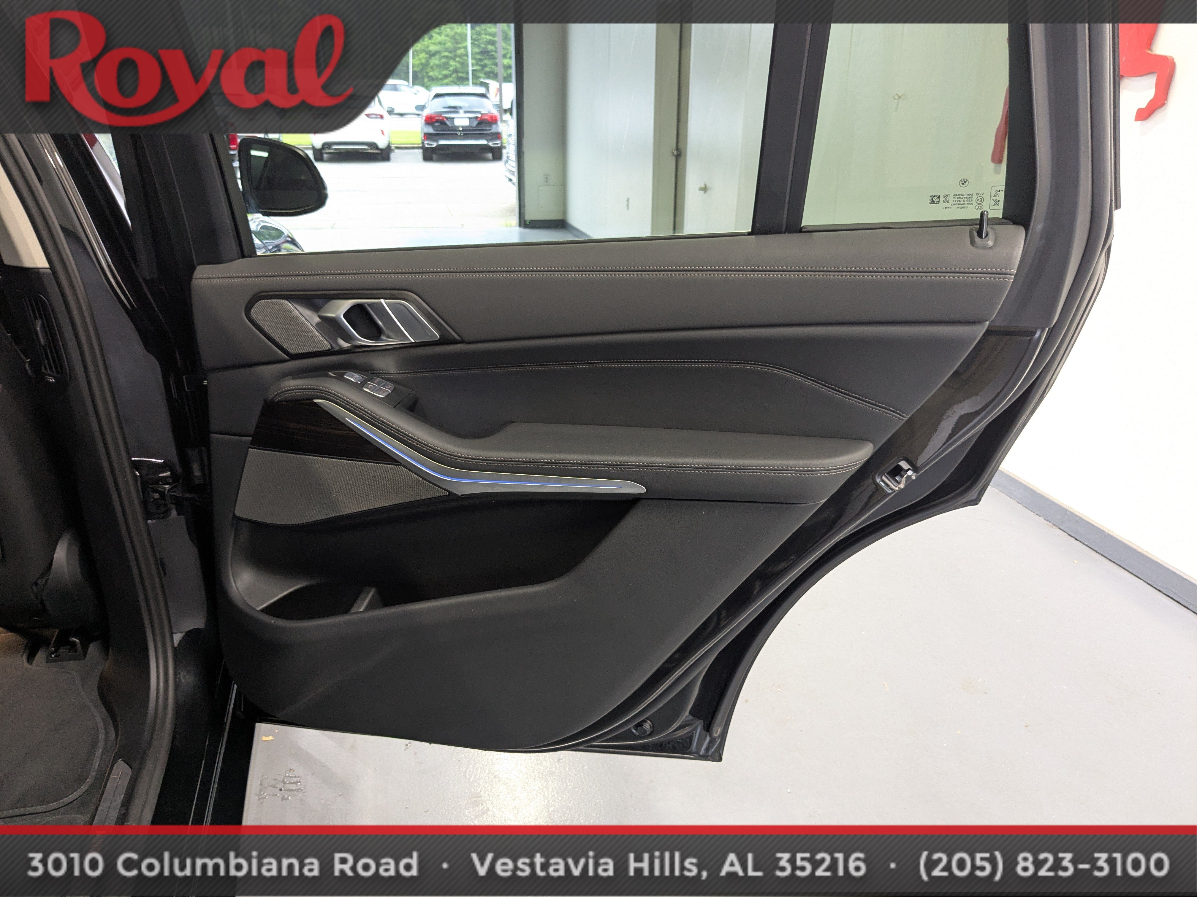 Used 2024 BMW X7 xDrive40i w/ Executive Package AWD/4WD image 9