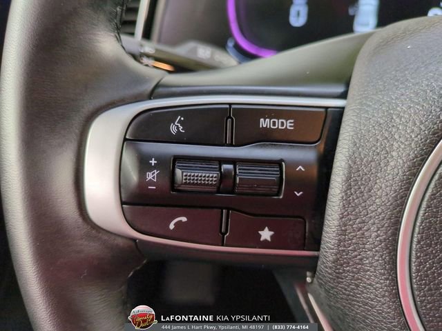 Certified 2025 Kia Sportage EX image 18