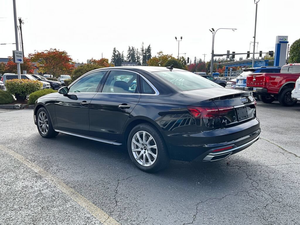 Used 2023 Audi A4 2.0T Premium w/ Convenience Package AWD/4WD image 4