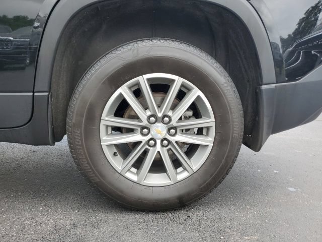 Used 2023 Chevrolet Traverse LT AWD/4WD image 9