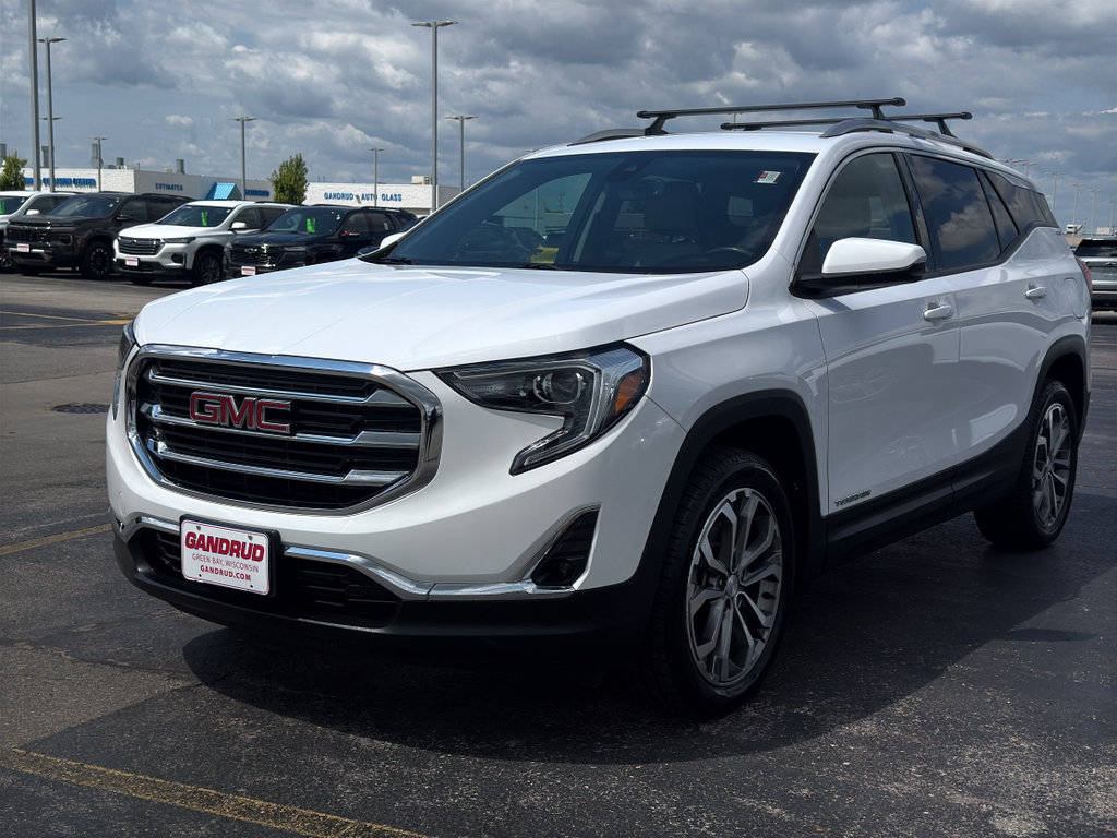 Certified 2020 GMC Terrain SLT w/ Preferred Package AWD/4WD image 2