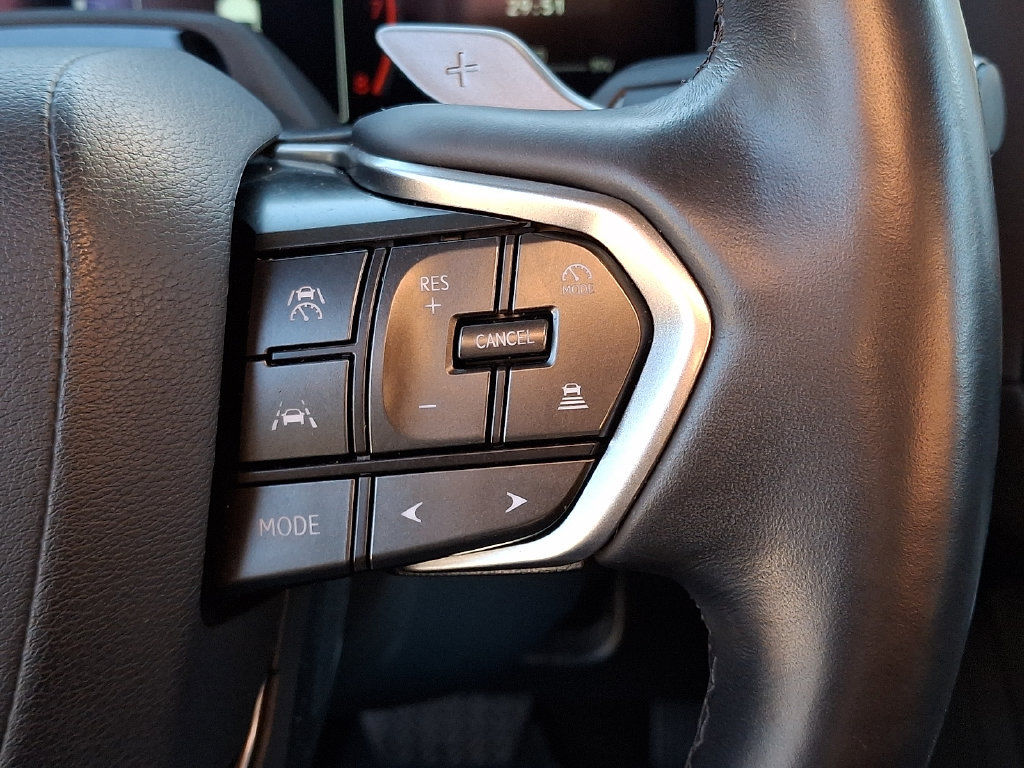 Used 2024 Lexus GX 550 AWD/4WD image 23