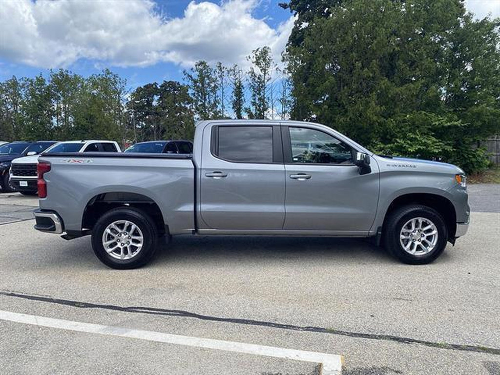 Used 2023 Chevrolet Silverado 1500 LT AWD/4WD image 33