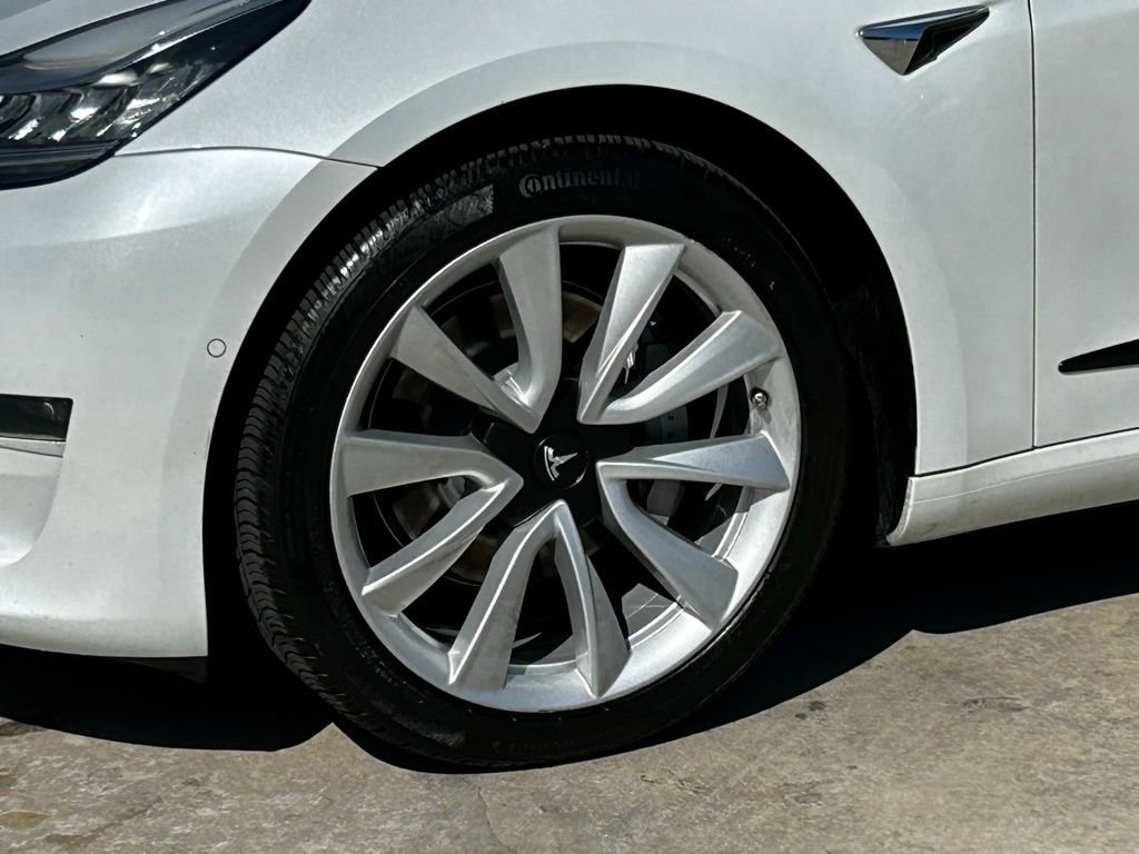 Used 2020 Tesla Model 3 Long Range AWD/4WD image 5