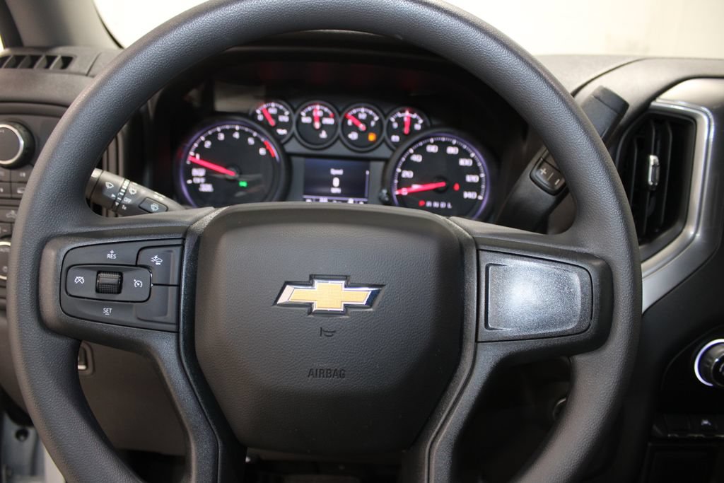 New 2026 Chevrolet Silverado 1500 Custom w/ LPO, Dark Essentials Package AWD/4WD image 43