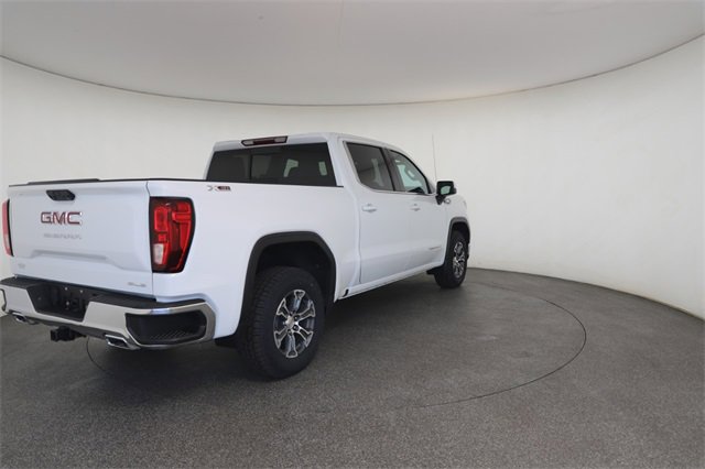Used 2023 GMC Sierra 1500 SLE image 18