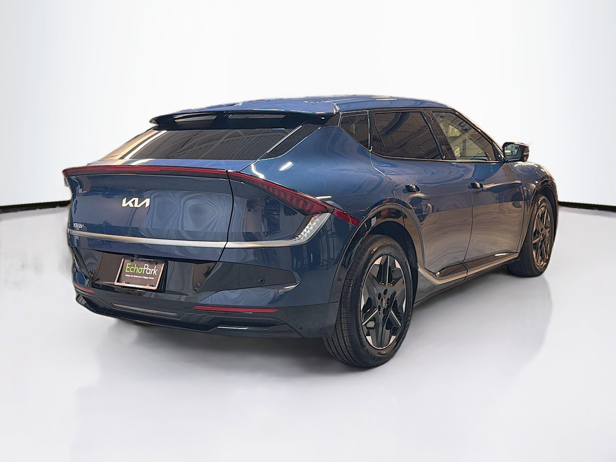 Used 2025 Kia EV6 Wind image 9